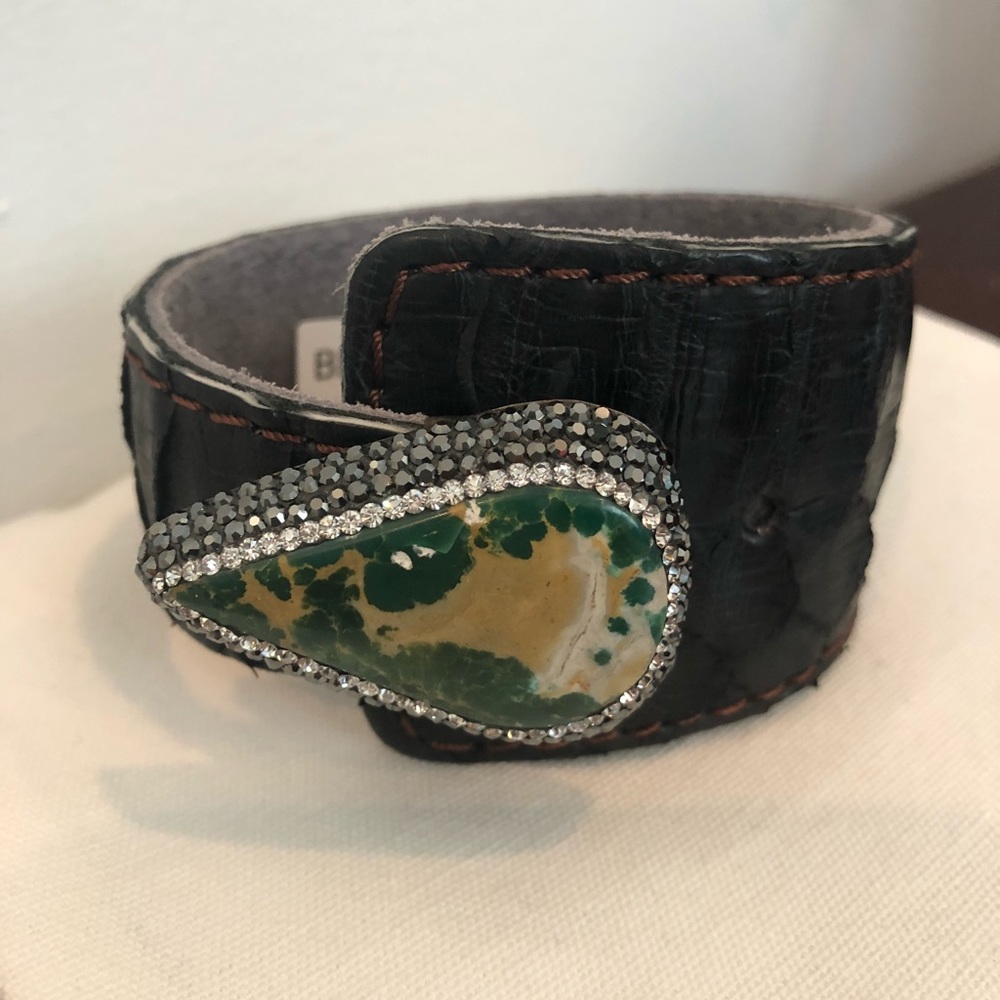 Amazing python and agate cuffs - Picture 2 of 3